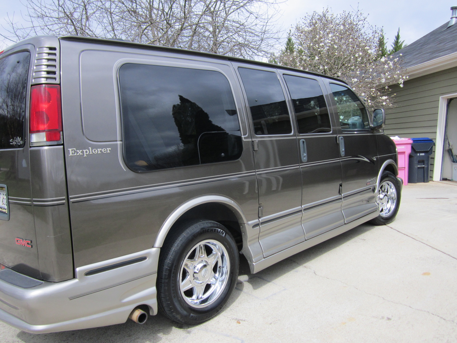 Used gmc savana passenger van for sale #5