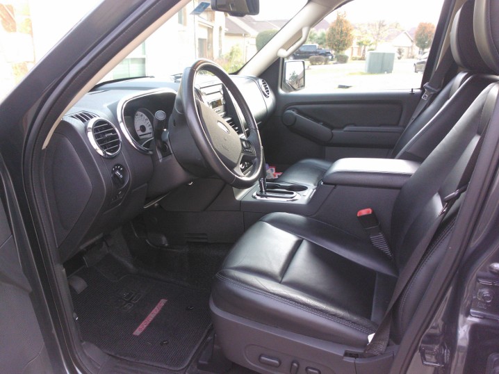 2010 Ford Explorer Sport Trac