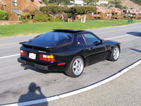 944 944
