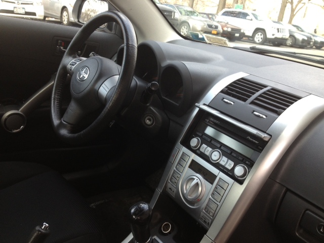 2010 Scion tC