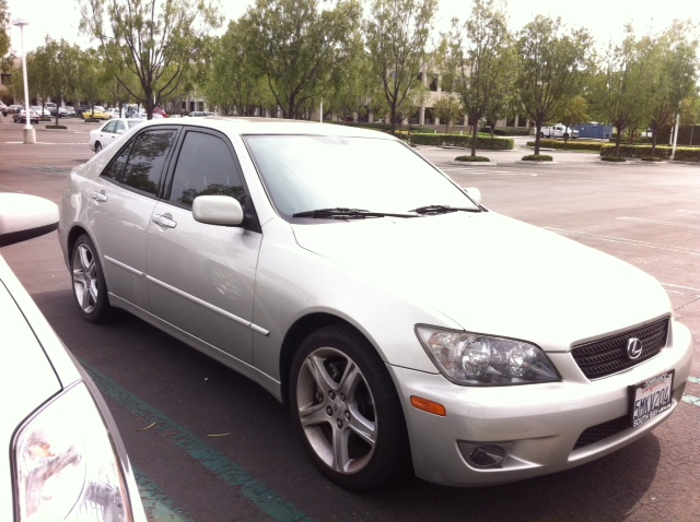 2005 Lexus IS 300