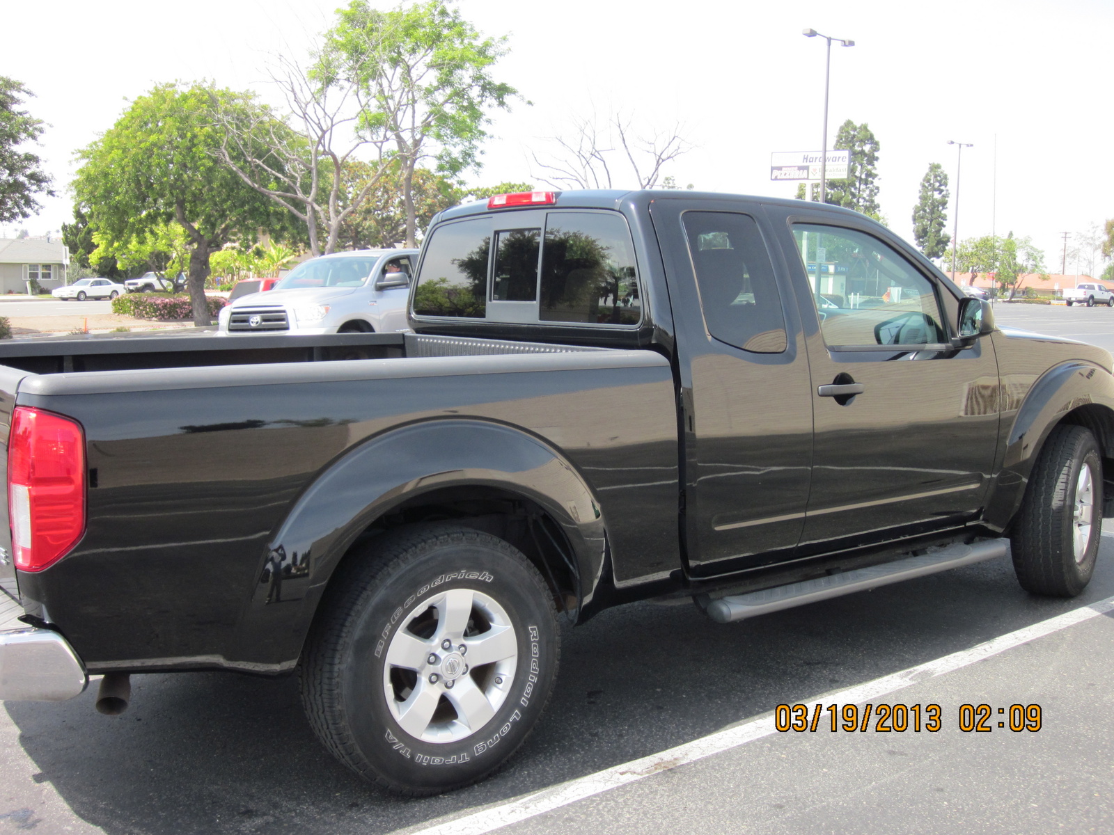 2010 Nissan frontier se king cab review #6