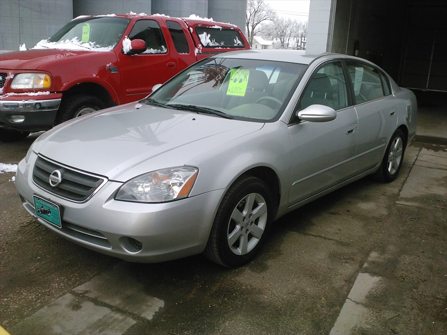 2004 nissan altima reviews