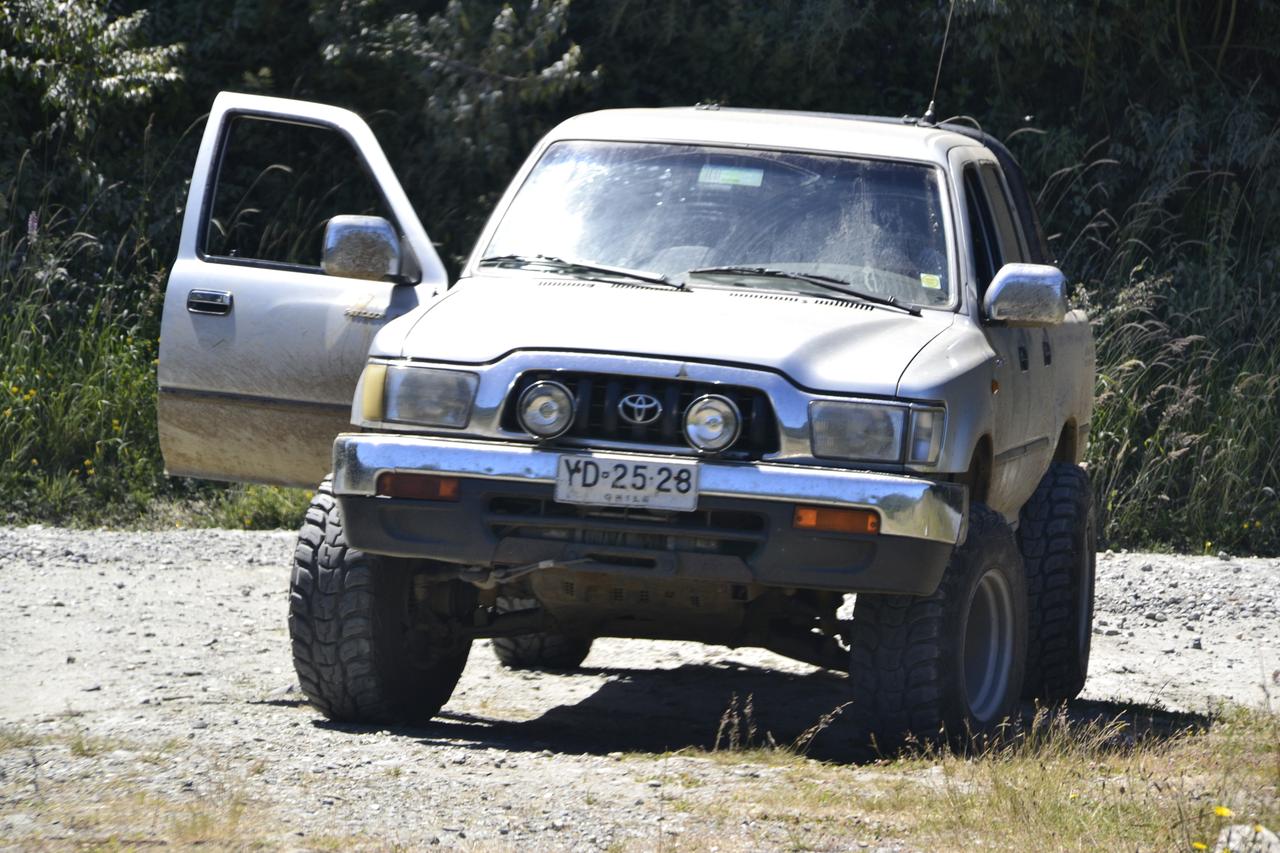 toyota hilux 2003 review #2