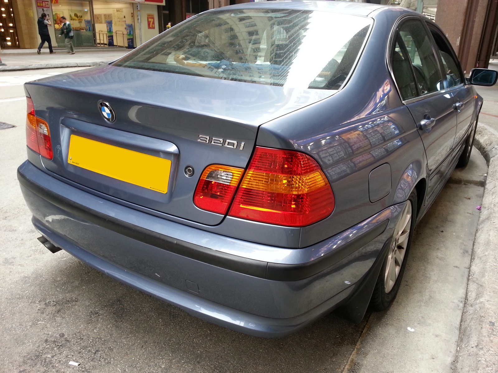 2004 Bmw 320i stats