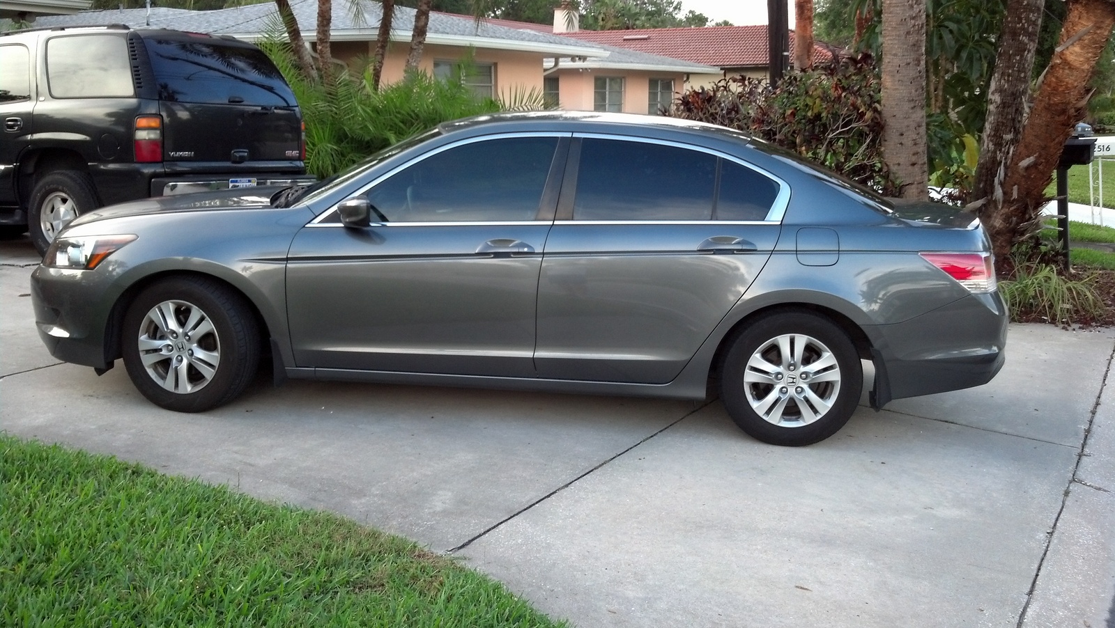 2008 Honda accord canadian specs
