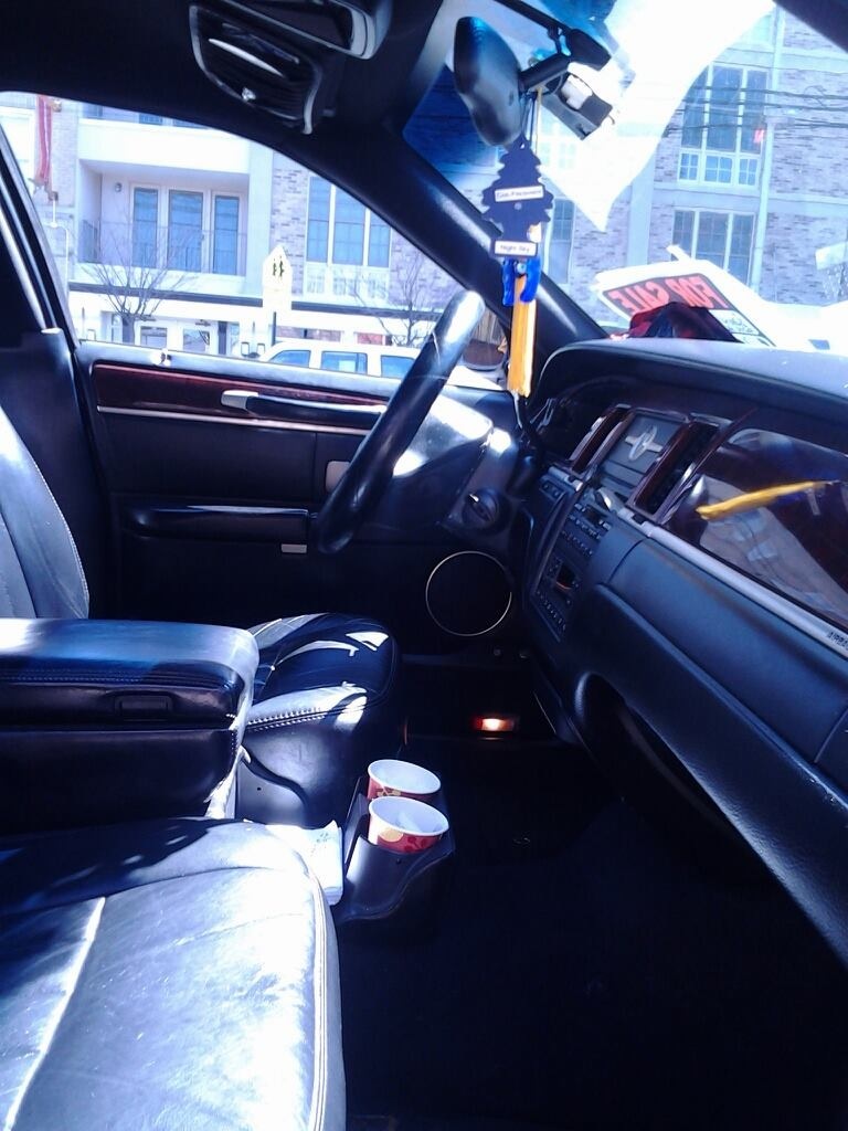 2004 Lincoln Town Car Pictures Cargurus