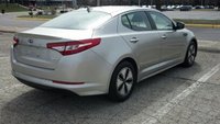 2011 Kia Optima Hybrid Overview 2011 Kia Optima Hybrid Overview