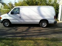 2005 Ford E-150 Overview 2005 Ford E-150 Overview