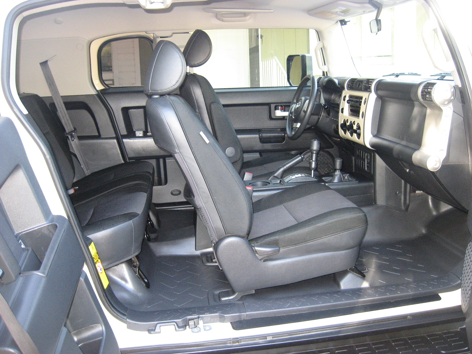 2008 Toyota FJ Cruiser - Interior Pictures - CarGurus