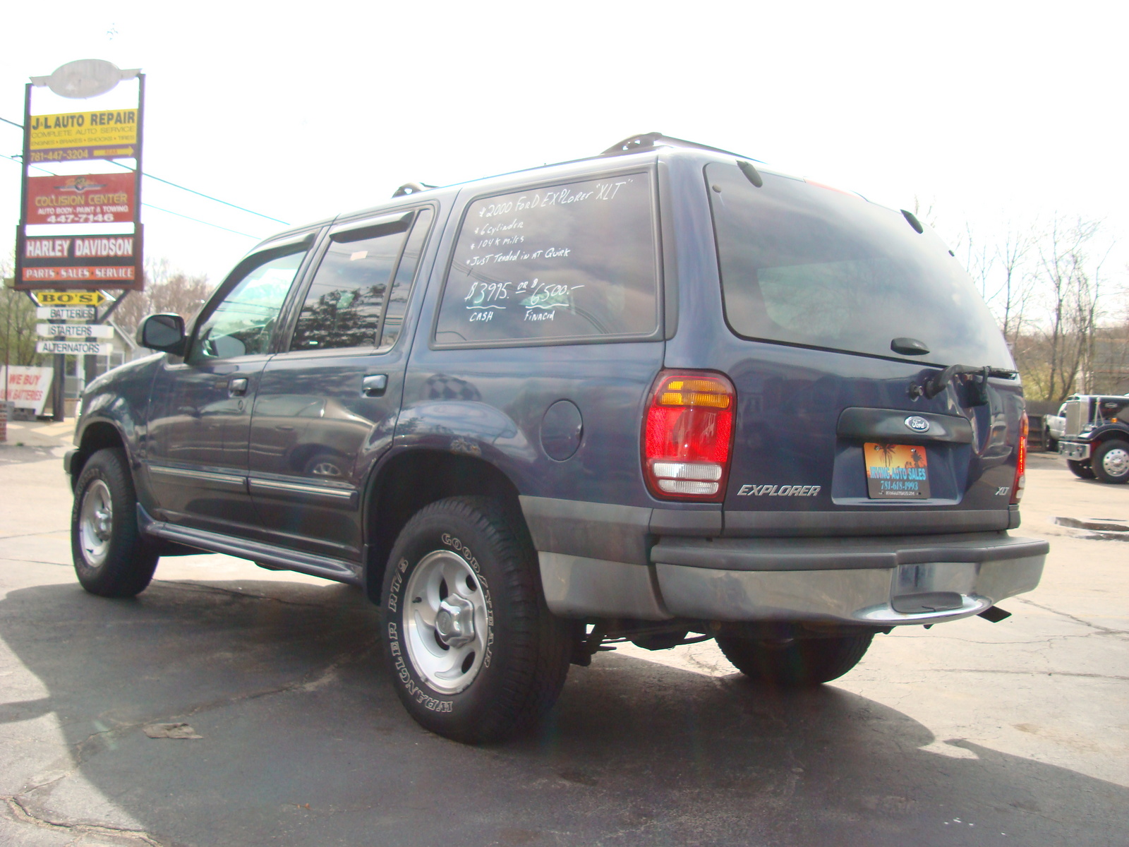 2000 Ford Explorer