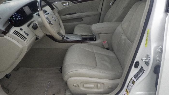 2010 Toyota Avalon