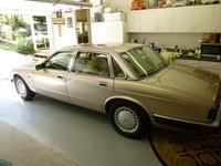 1992 Jaguar XJ-Series Overview 1992 Jaguar XJ-Series Overview