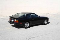 944 944