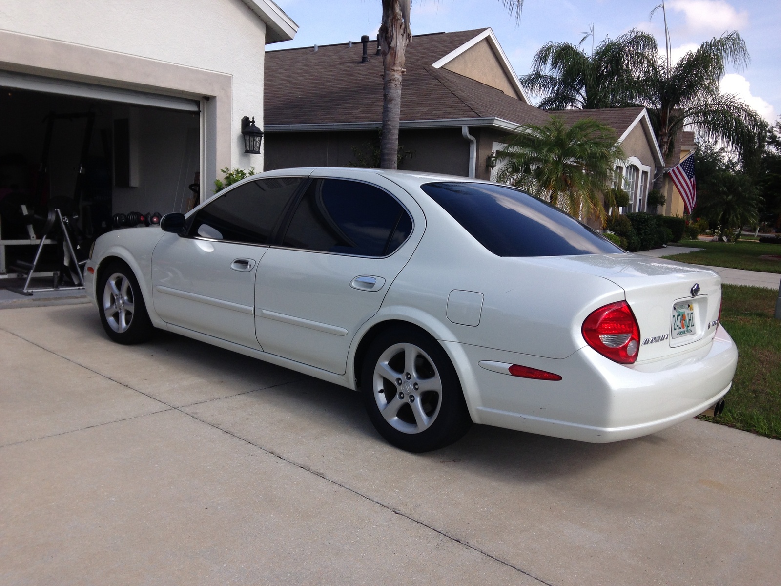 2000 Nissan maxima rating