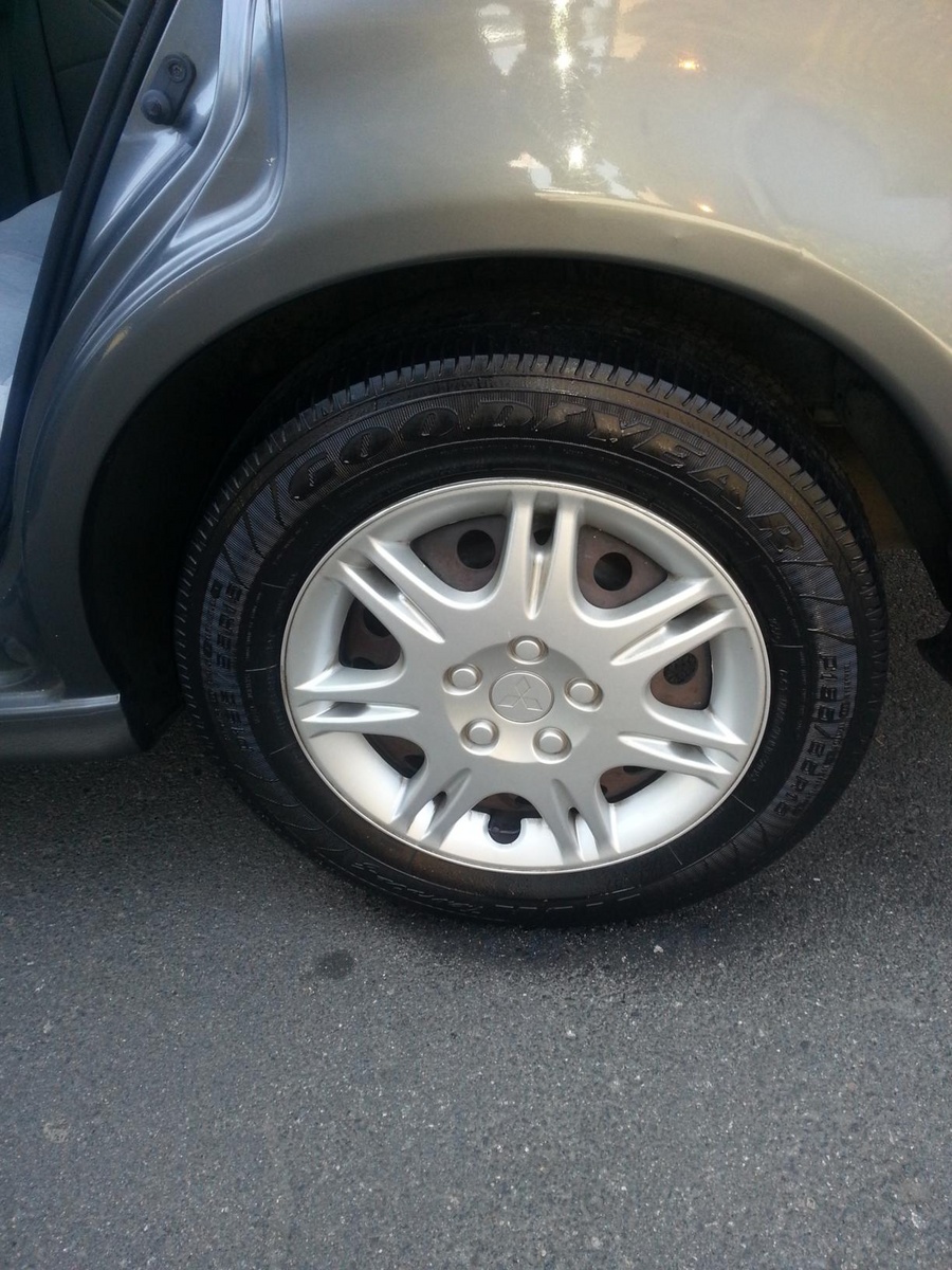 2002 Mitsubishi Galant