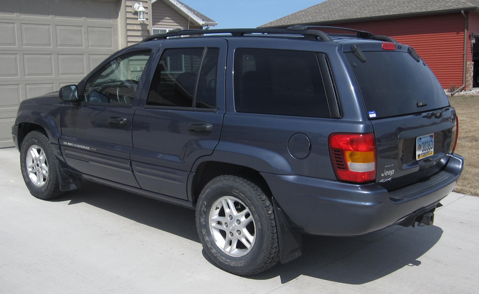 04 Jeep grand cherokee special edition specs