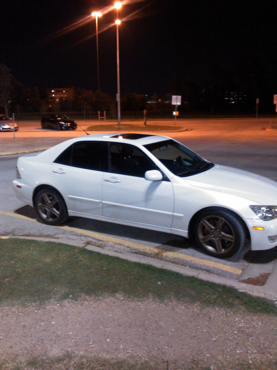 2002 Lexus IS 300