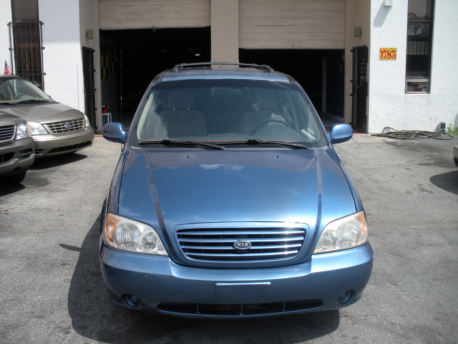 2002 Kia Sedona