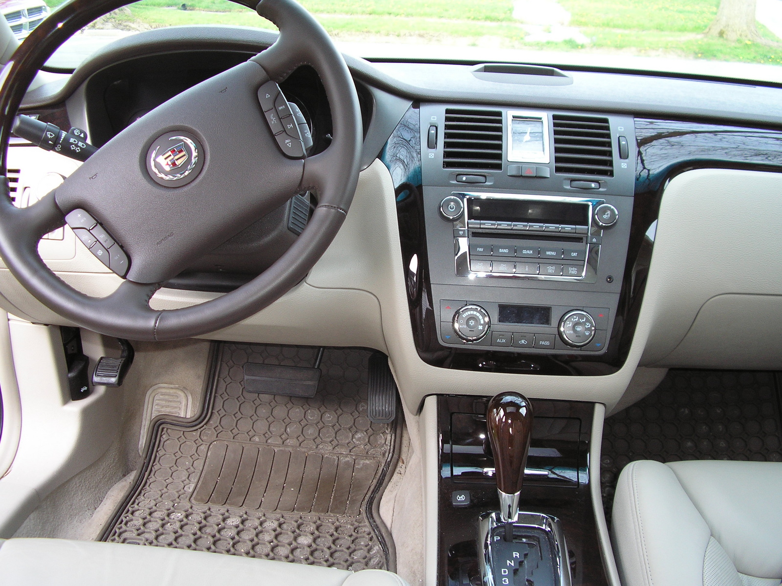 2010 Cadillac DTS