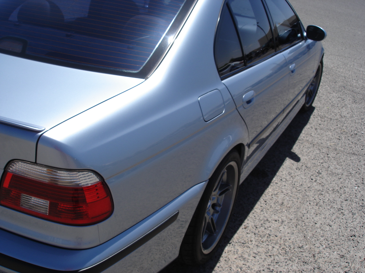 2002 BMW M5