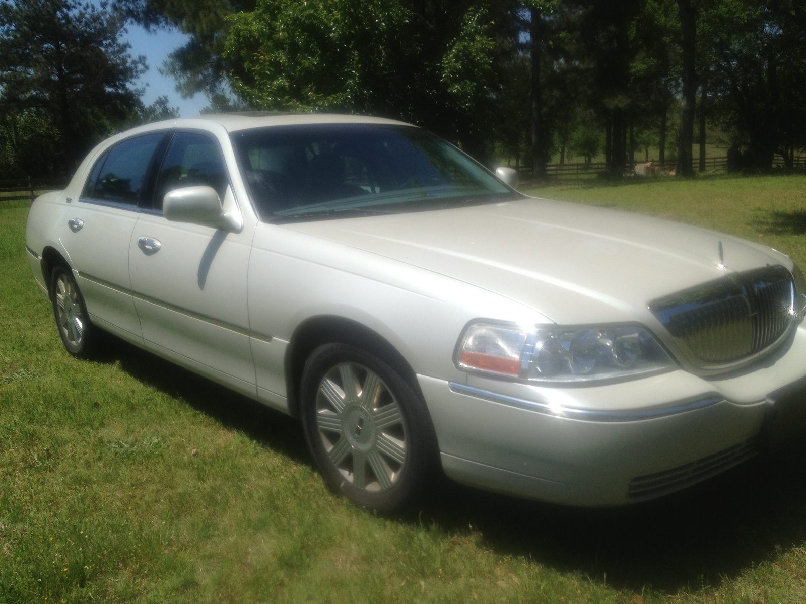 2005 Lincoln Town Car
