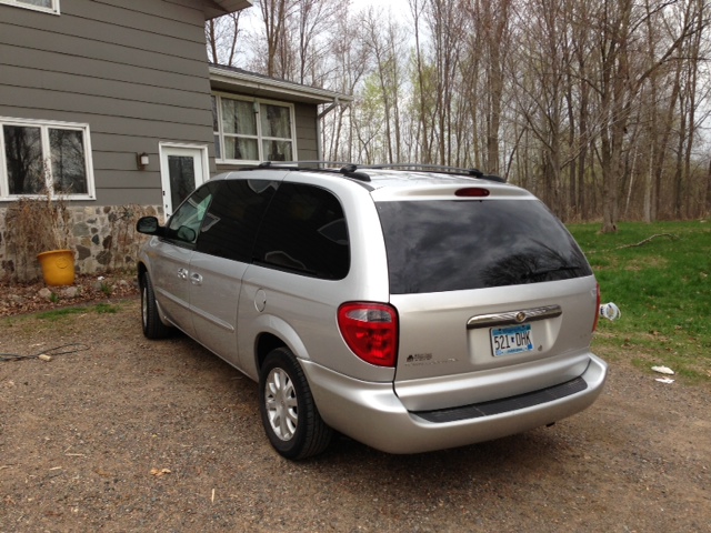 2003 Chrysler Town & Country