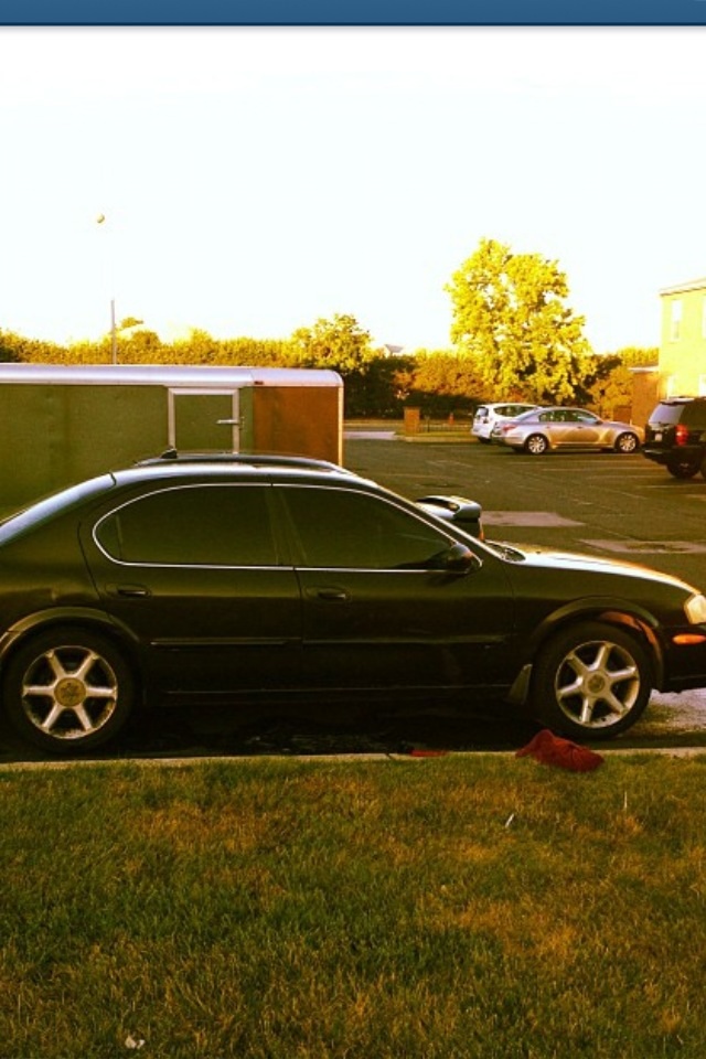 2000 Nissan Maxima