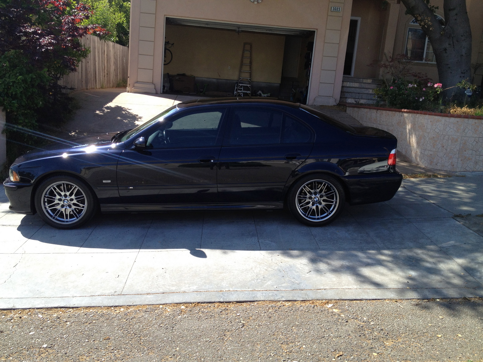 2001 BMW M5