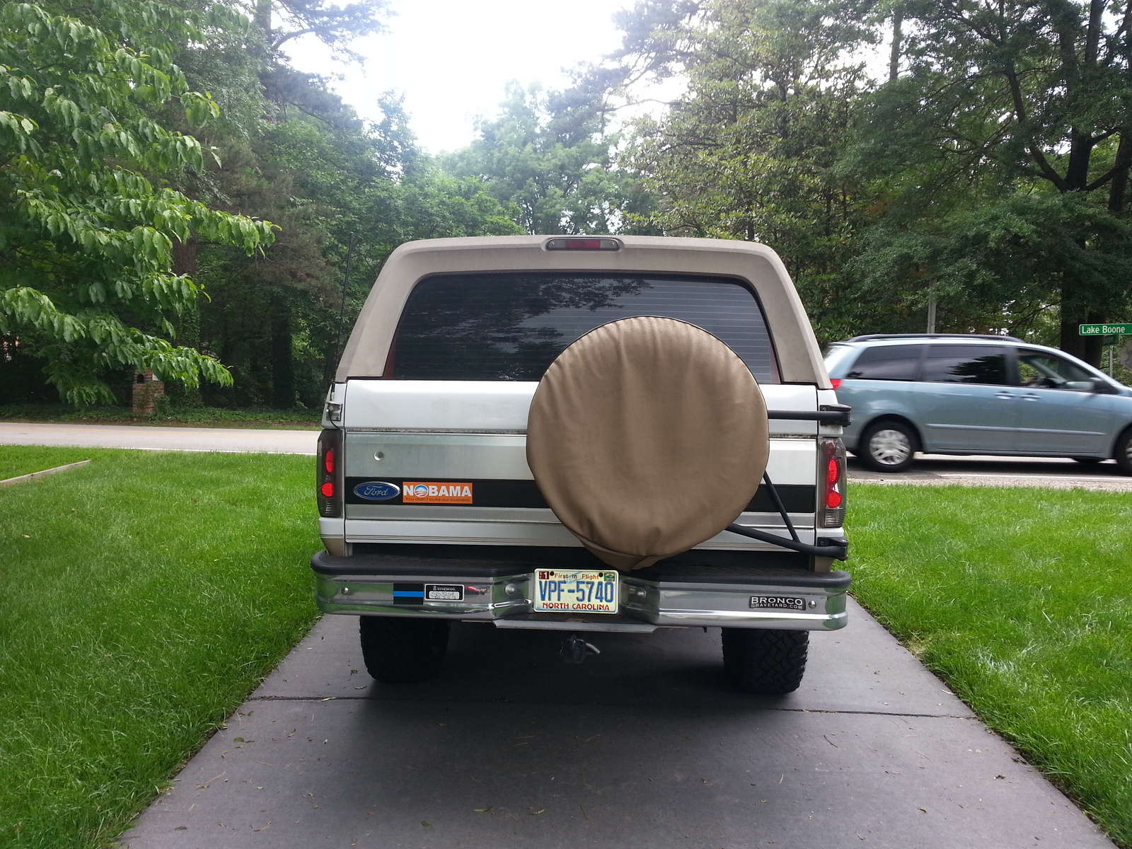 Bronco Bronco