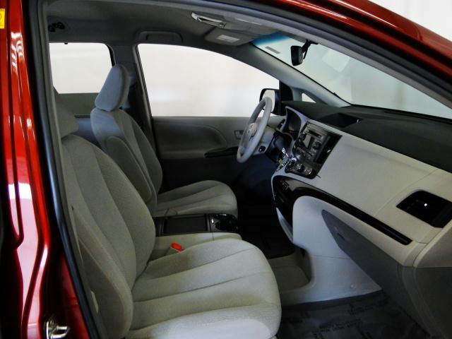 2011 Toyota Sienna