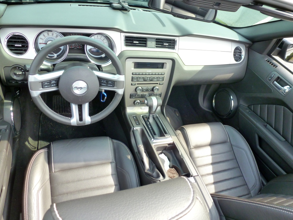 2010 Ford Mustang