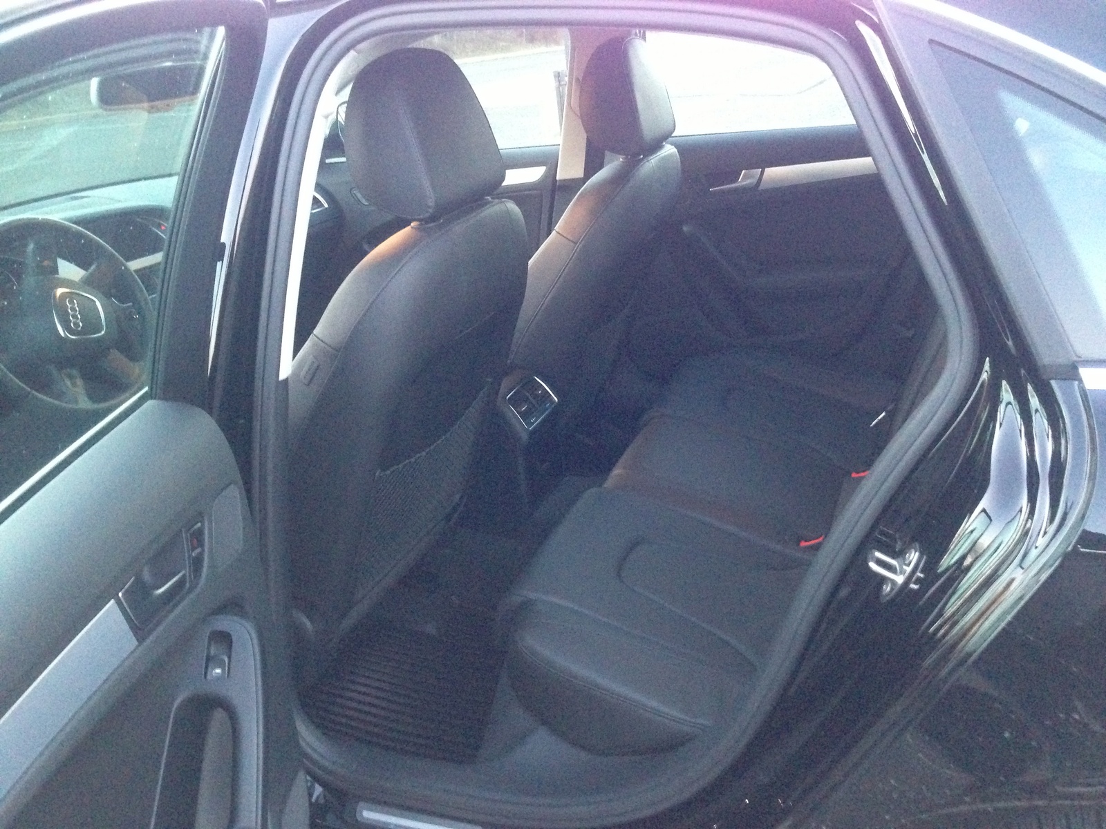 Picture of 2009 Audi A4 2.0T Quattro Premium Plus, interior