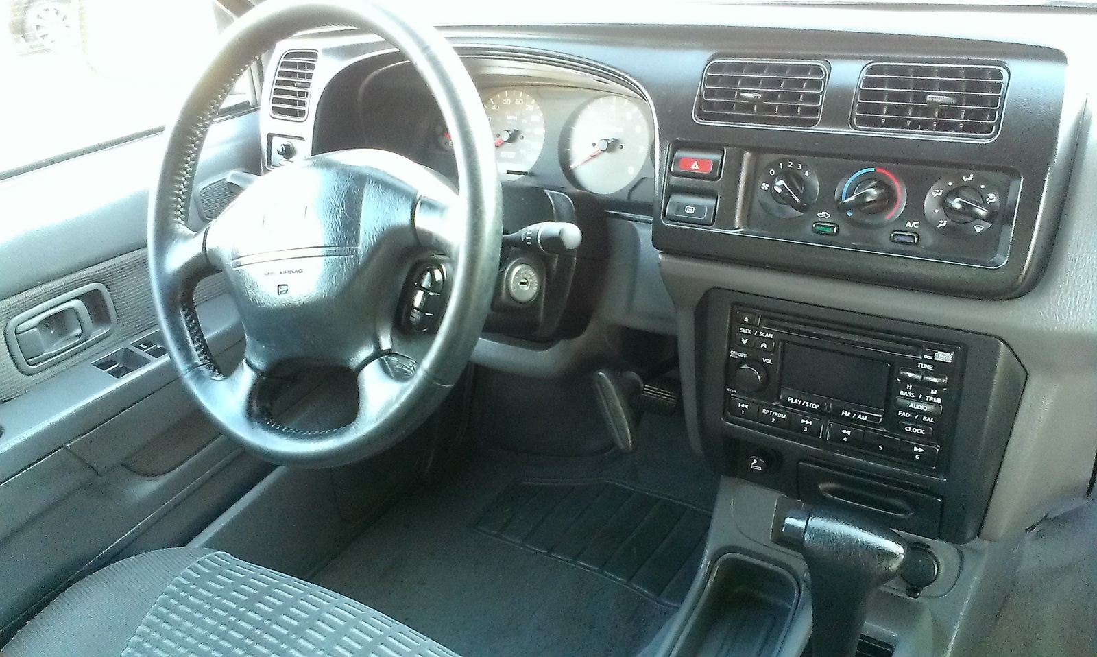 2000 Nissan xterra interior