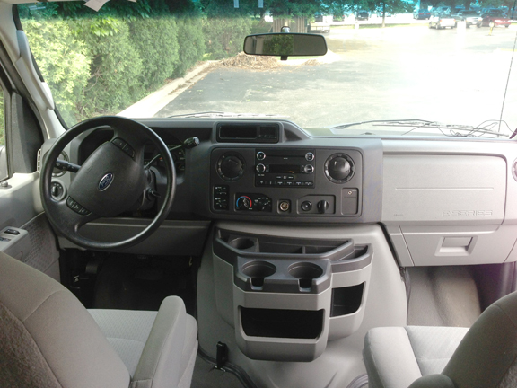 2010 Ford E-Series Cargo