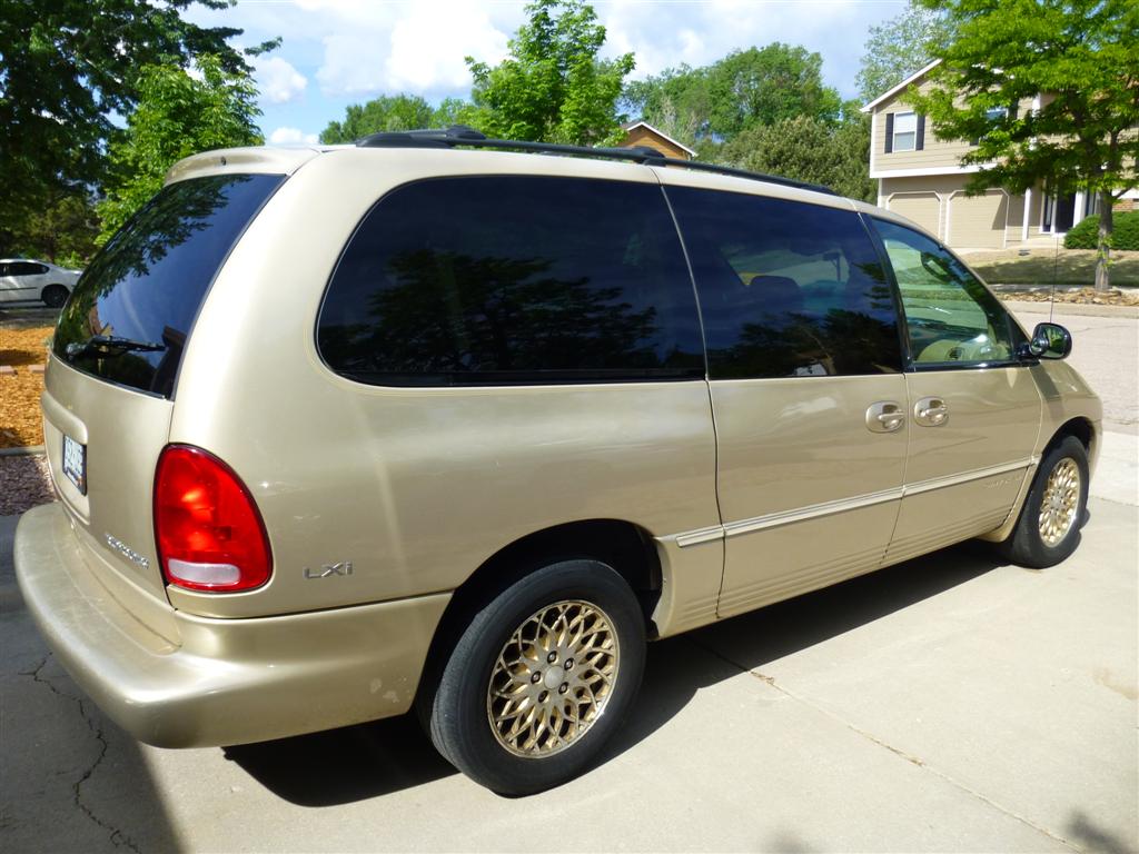 1998 Chrysler Town & Country Pictures CarGurus