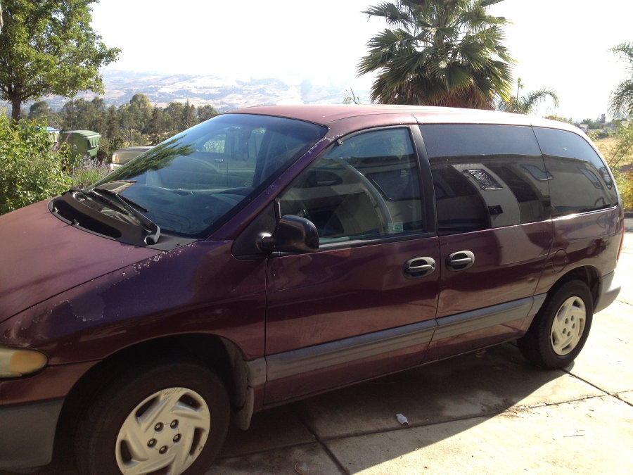 1998 Dodge Caravan