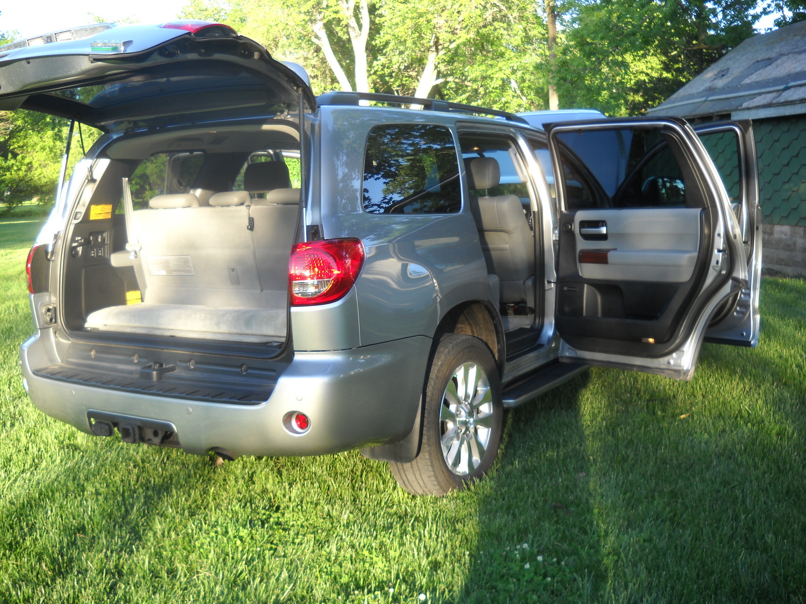 2011 Toyota Sequoia