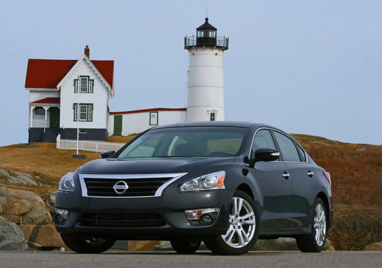 2013 Nissan altima test drive review