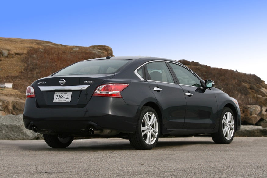 2013 Nissan altima coupe test drive #6