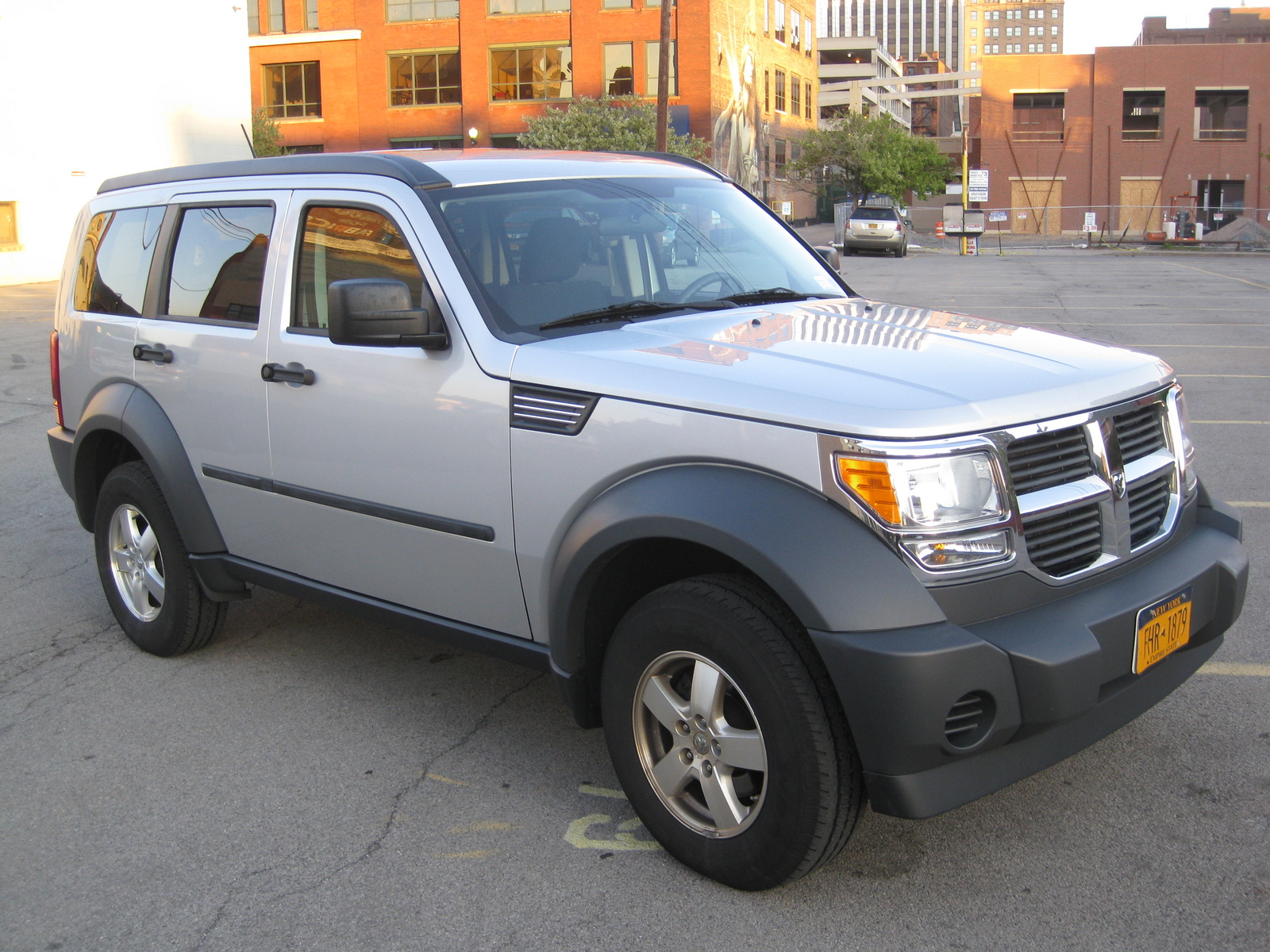 nitro 4x4 truck