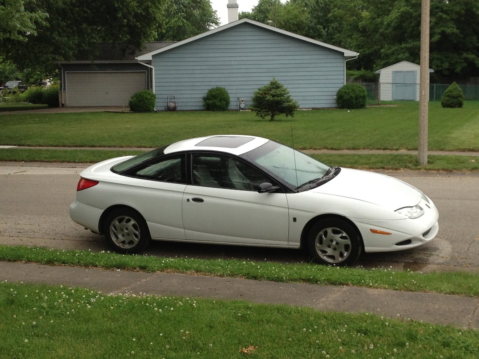 2002 saturn s series coupe