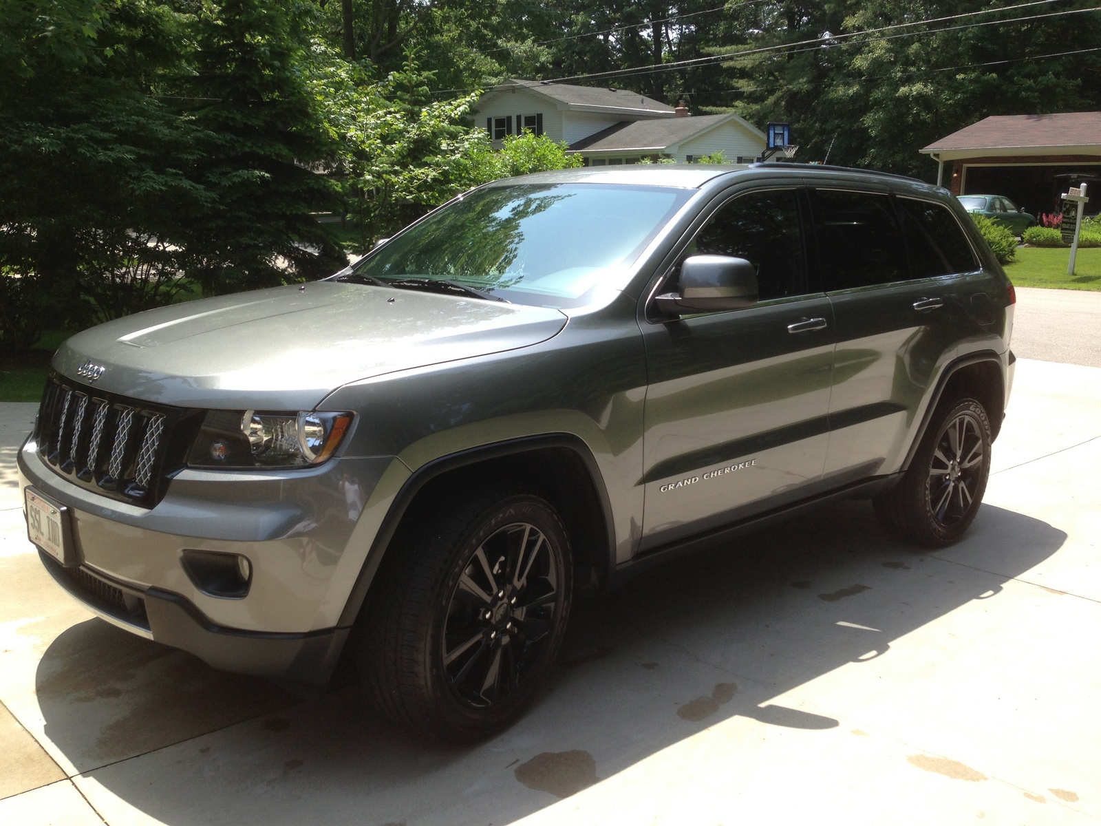 Jeep grand cherokee altitude release #5