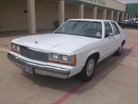 1990 Ford LTD Crown Victoria Overview 1990 Ford LTD Crown Victoria Overview