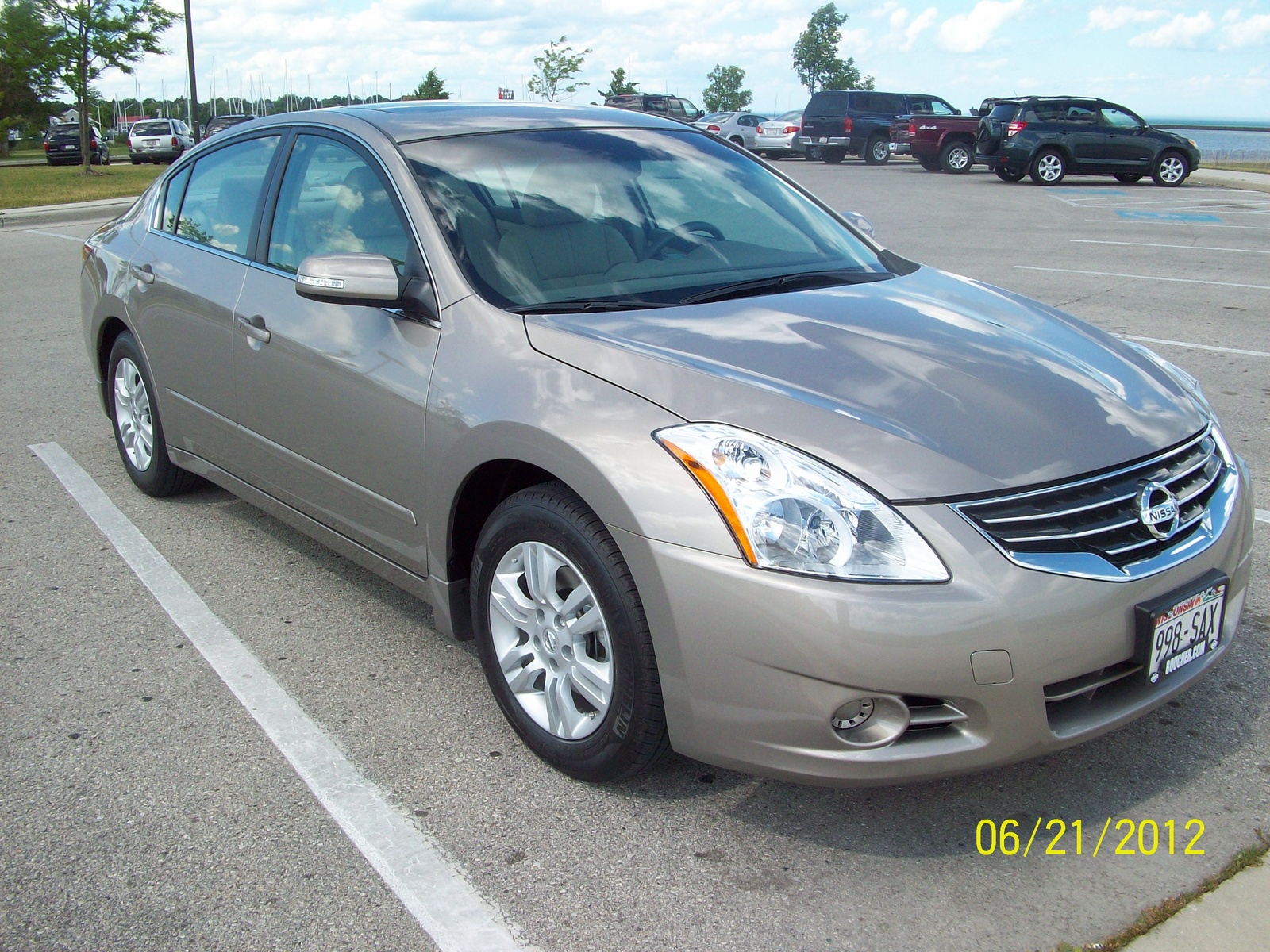 Nissan altima hybrid 2012 canada #9