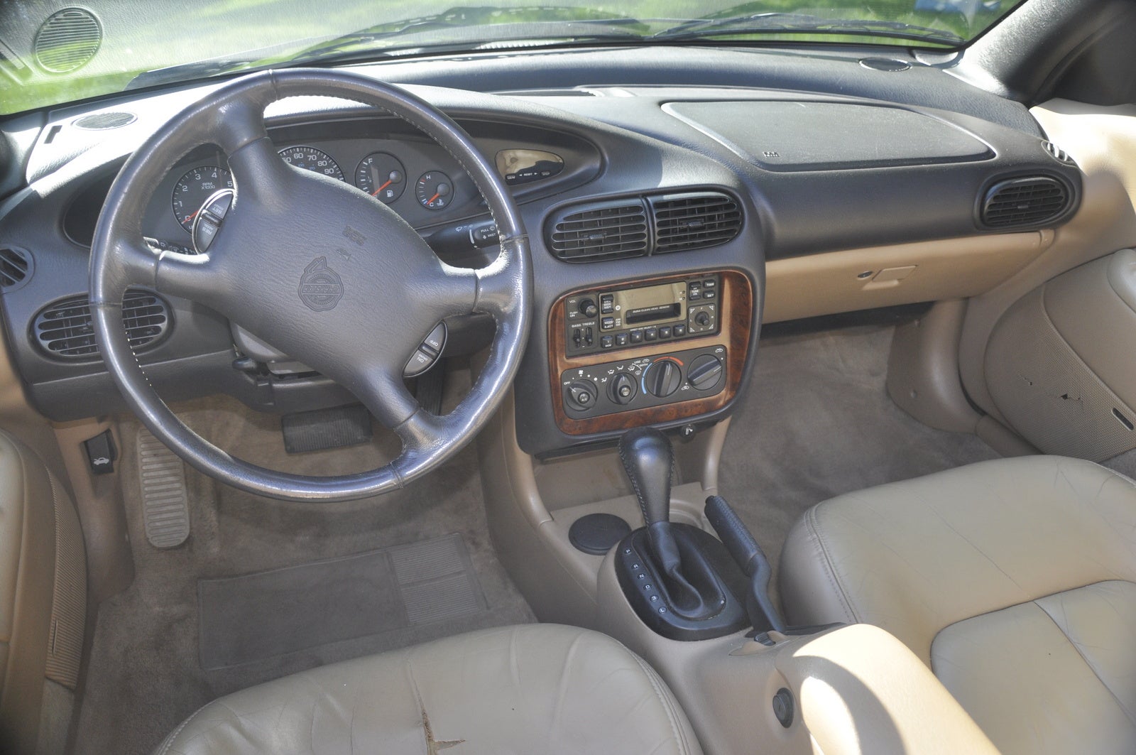 1999 Chrysler sebring convertible interior