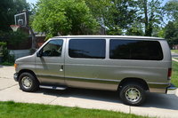 2002 Ford Econoline Wagon Overview 2002 Ford Econoline Wagon Overview