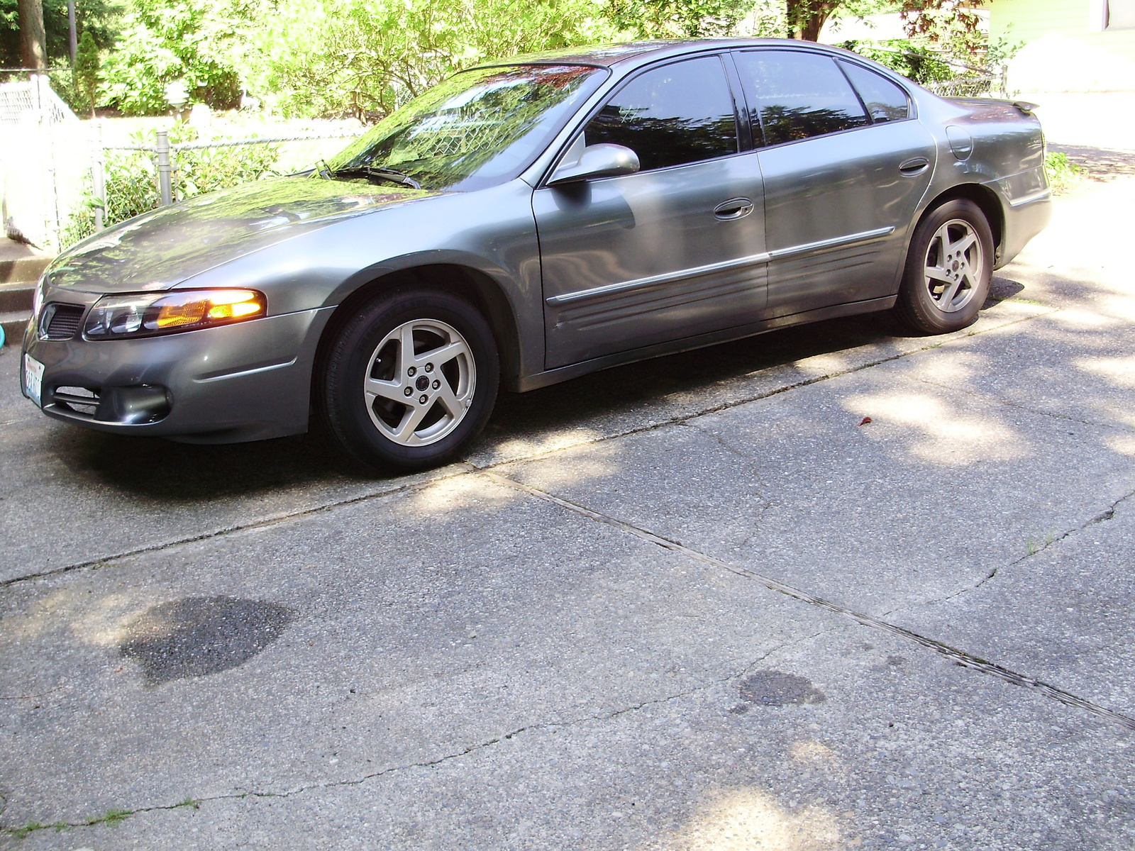 2004 Pontiac Bonneville