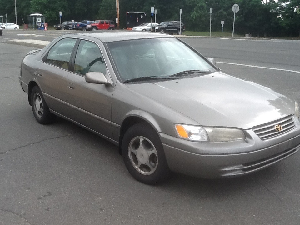 pictures 1998 toyota camry le #5