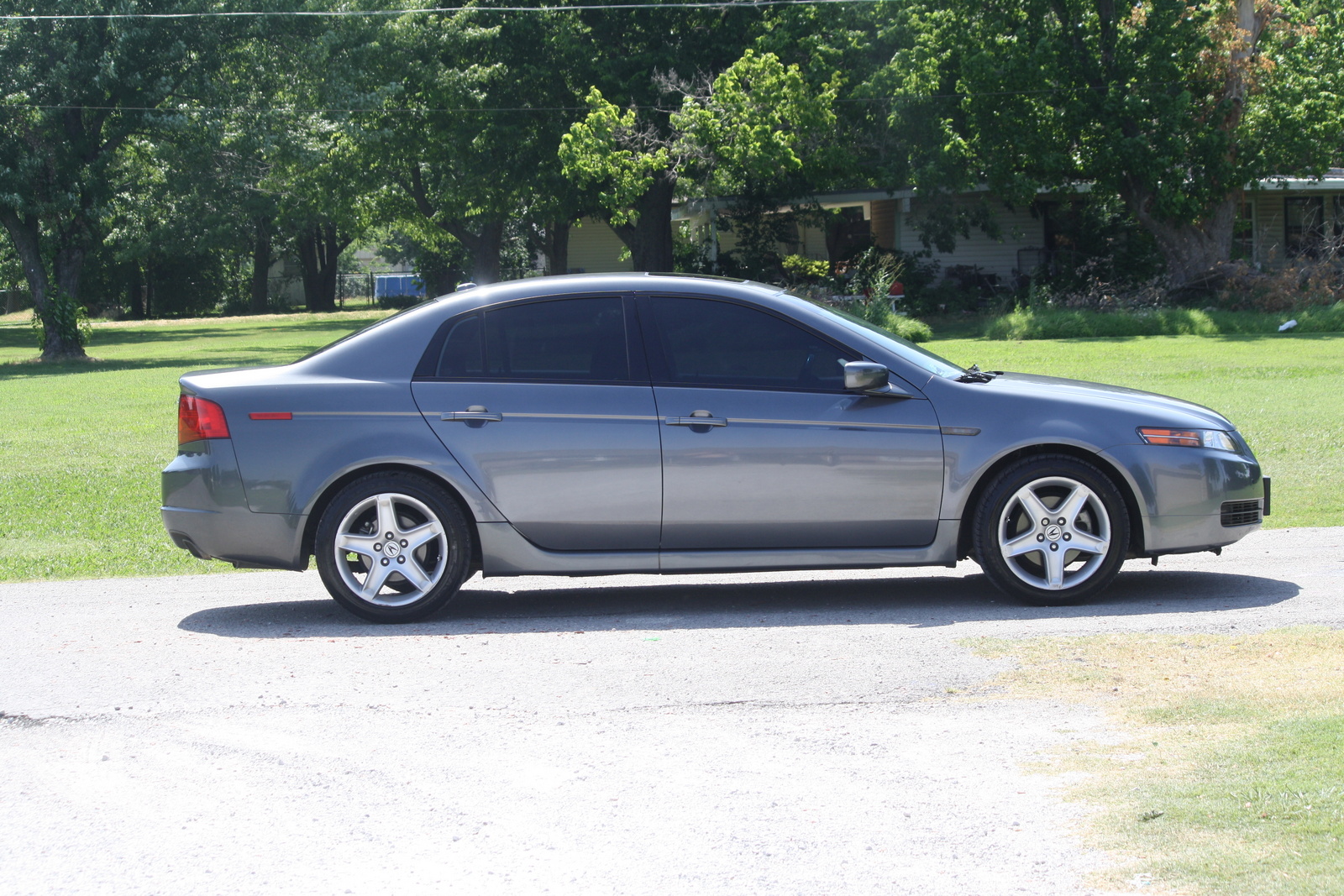 2004 Nissan maxima vs acura tl #7